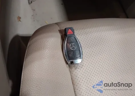 2011 Mercedes-Benz Glk 350 4Matic from USA, damaged, VIN WDCGG8HB5BF546401